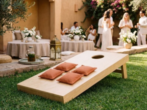 Finition-artisanale-en-bois-noble-d'une-planche-de-cornhole-Elite-Cornhole-Maroc